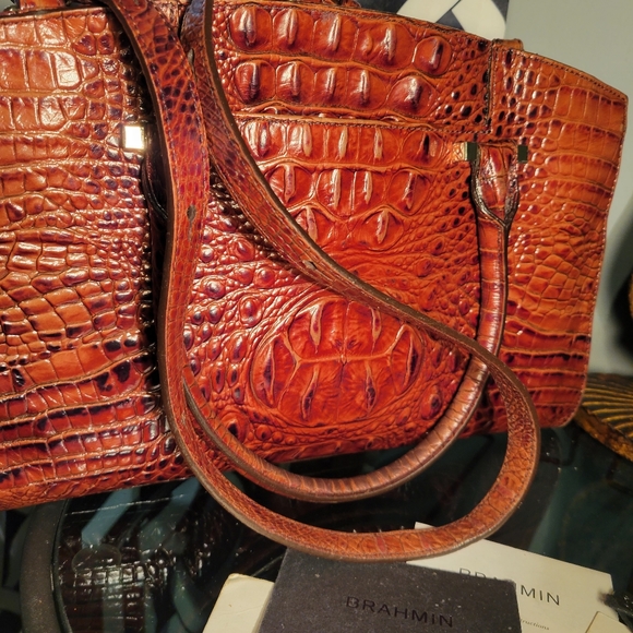 Purses - Picture 7 of 12